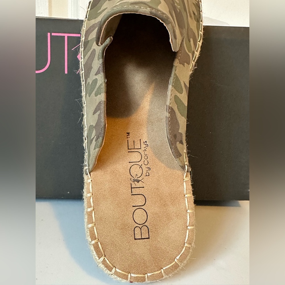 Boutique by Corkys Taffy Camo Espadrille Mules Women’s Size 10 NWT Women's Shoes - Picture 13 of 15